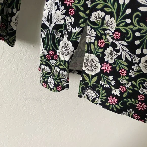 J Jill Womens Shirt Floral Boatneck Size PS Black Spring Casual Flower Blouse - Picture 6 of 13